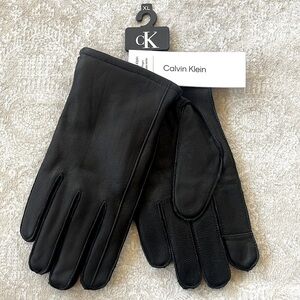 Brand New Calvin Klein Full Grain Goat Leather Tech Gloves Touchscreen Black